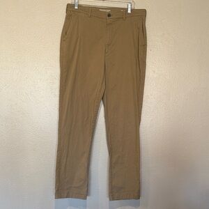 Roundtree & Yorke Men's Brown Chinos